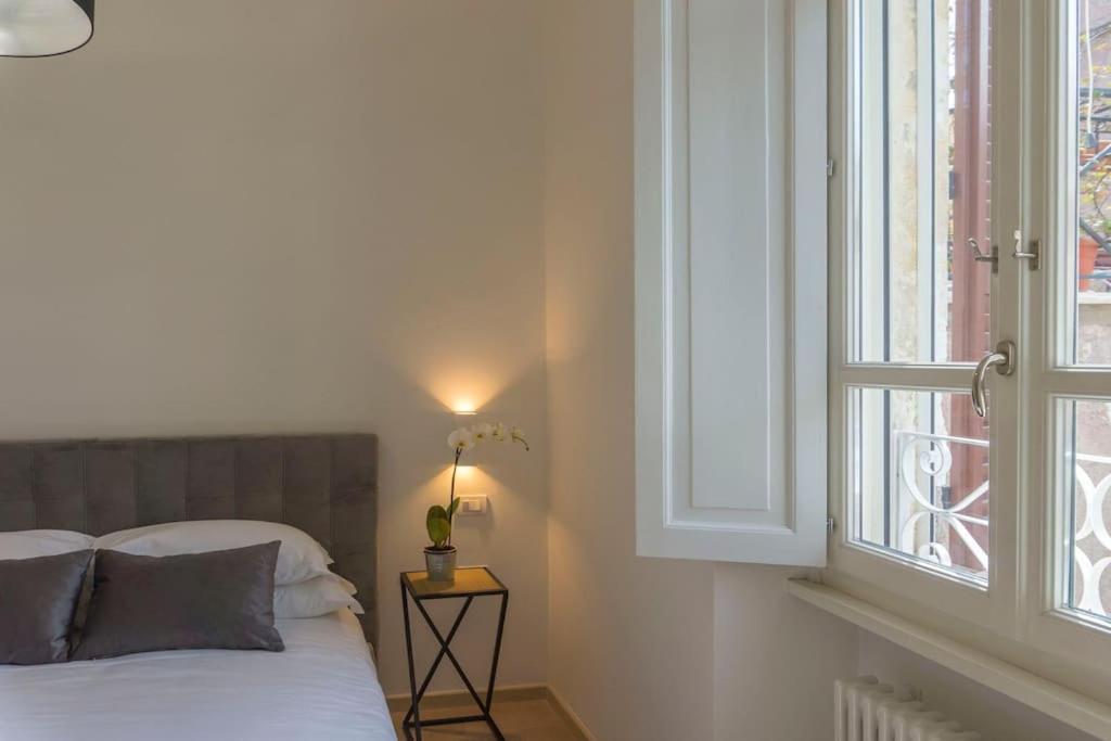 Borgo Charme Elegante E Unico. Dimora Da Sogno Apartment Rome Bagian luar foto